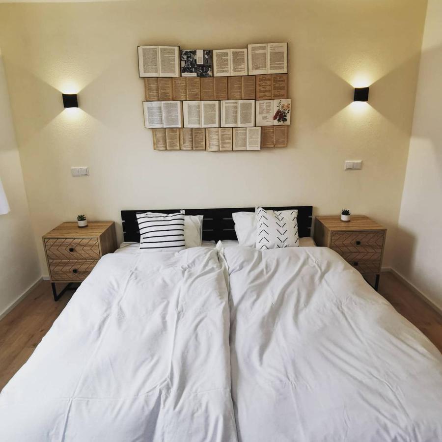 Moderne Ferienwohnungen Mit Designbad Petting Екстериор снимка