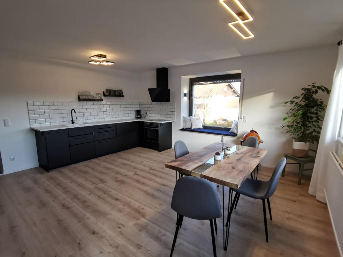 Moderne Ferienwohnungen Mit Designbad Petting Екстериор снимка